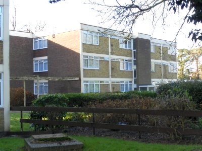 Deerswood Flats, Friston Walk, Ifield, Crawley photo