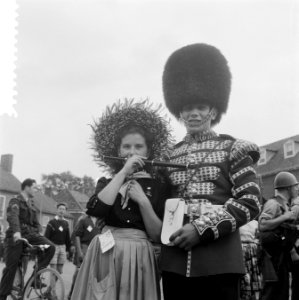 Deelnemers vierdaagse onderweg (eerste dag), Bestanddeelnr 908-7974