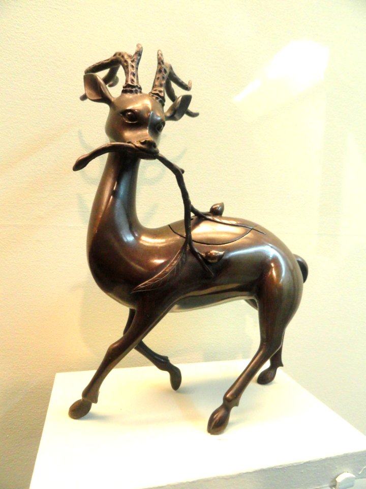 Deer-shaped Incense Burner, view 2, Japan, 19th century, karakane - George Walter Vincent Smith Art Museum - DSC03821