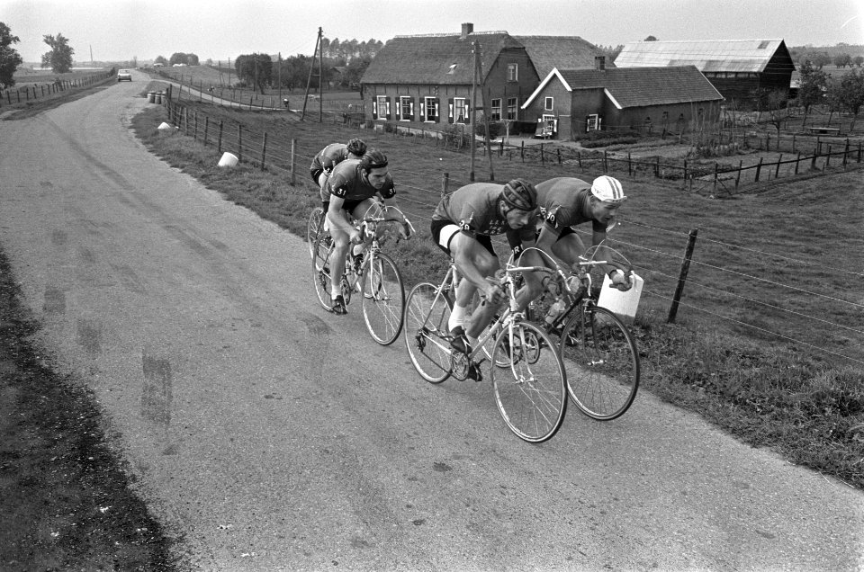 De ploeg van de Rotterdamse Leeuw Van der Klooster, Jan Janssen, Ouwerkerk, Van, Bestanddeelnr 919-6141