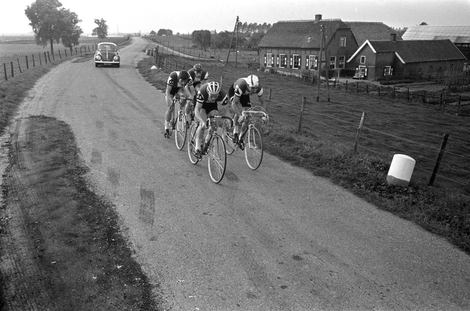 De ploeg van de Rotterdamse Leeuw Van der Klooster, Jan Janssen, ouwerkerk, Van, Bestanddeelnr 919-6143