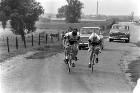 De ploeg van de Rotterdamse Leeuw Van der Klooster, Jan Janssen, Van der Burg, Bestanddeelnr 919-6138