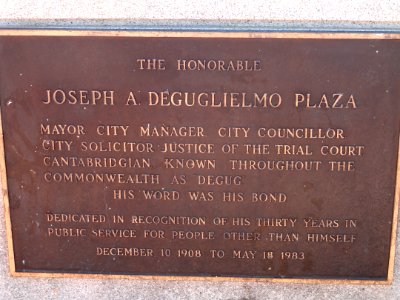 Degug plaque - Cambridge, MA - DSC01453