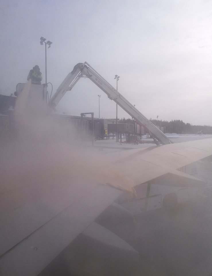 De-icing Oulu Aiport 20180303