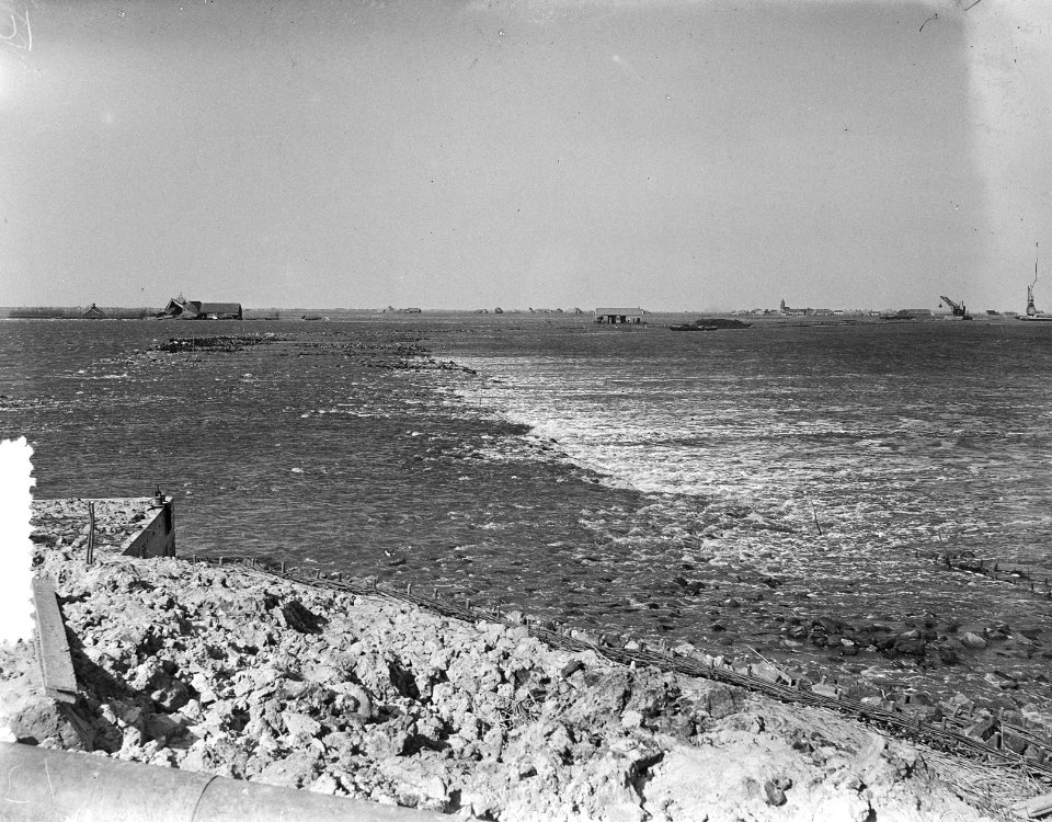 De Schelphoek op Schouwen. Droogvallen zinkstuk, Bestanddeelnr 905-8261