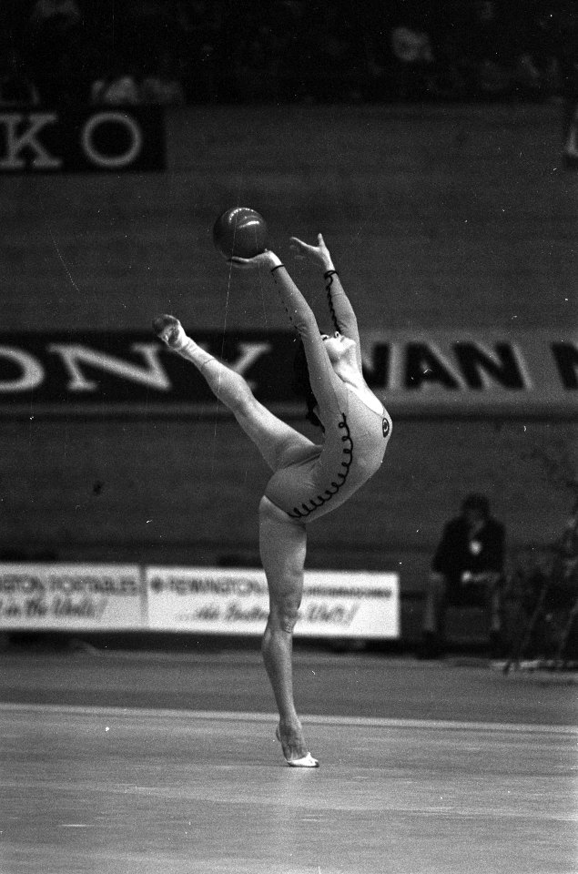De Russin Galina Shugarova in actie, Bestanddeelnr 926-8342