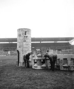 Decors voor Ganzebordspel 304 in Olympisch stadion, Bestanddeelnr 903-3385