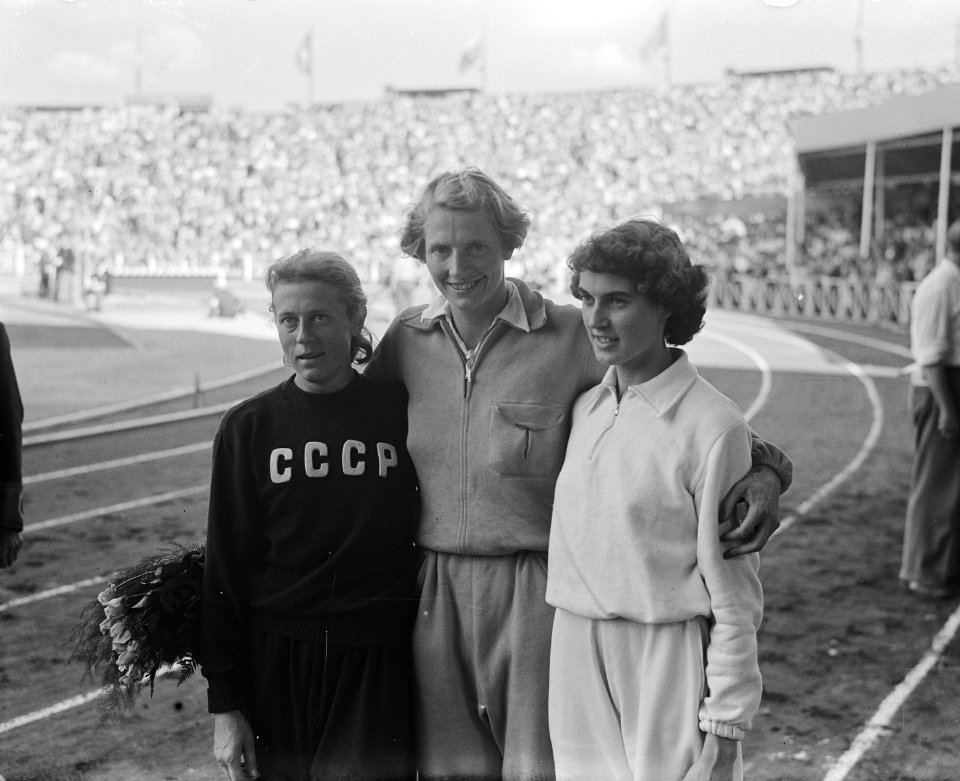 De prijswinnaressen op de 200 m bij de Europese kampioenschappen 1950 in Brussel, Bestanddeelnr 904-1547