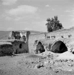 De ruines van de oude vesting van Tiberias, Bestanddeelnr 255-4070