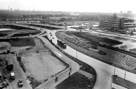 De Rotterdamse Ruit , zesbaansweg rondweg van Rotterdam. Het Kleipotterplein, wa, Bestanddeelnr 920-7883