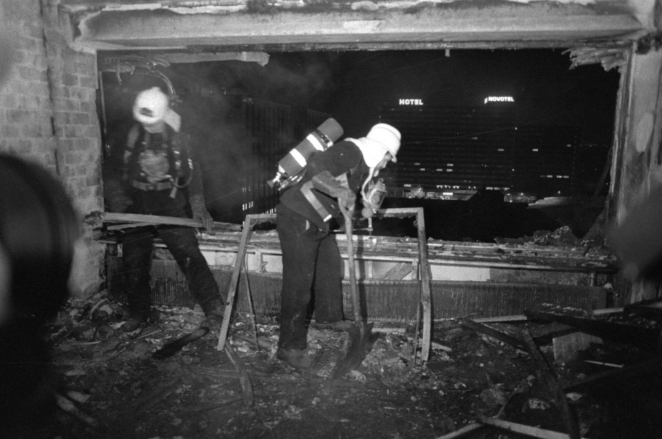 De ruimte waar de brand begon, Bestanddeelnr 934-3812