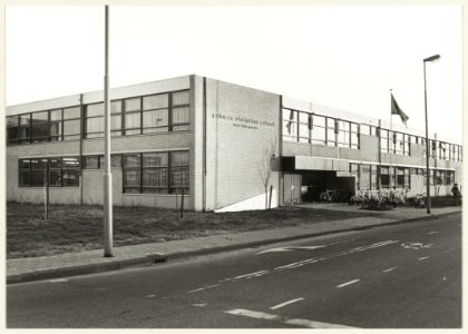 De Prinses Christinaschool aan de Groningenlaan. NL-HlmNHA 54010371