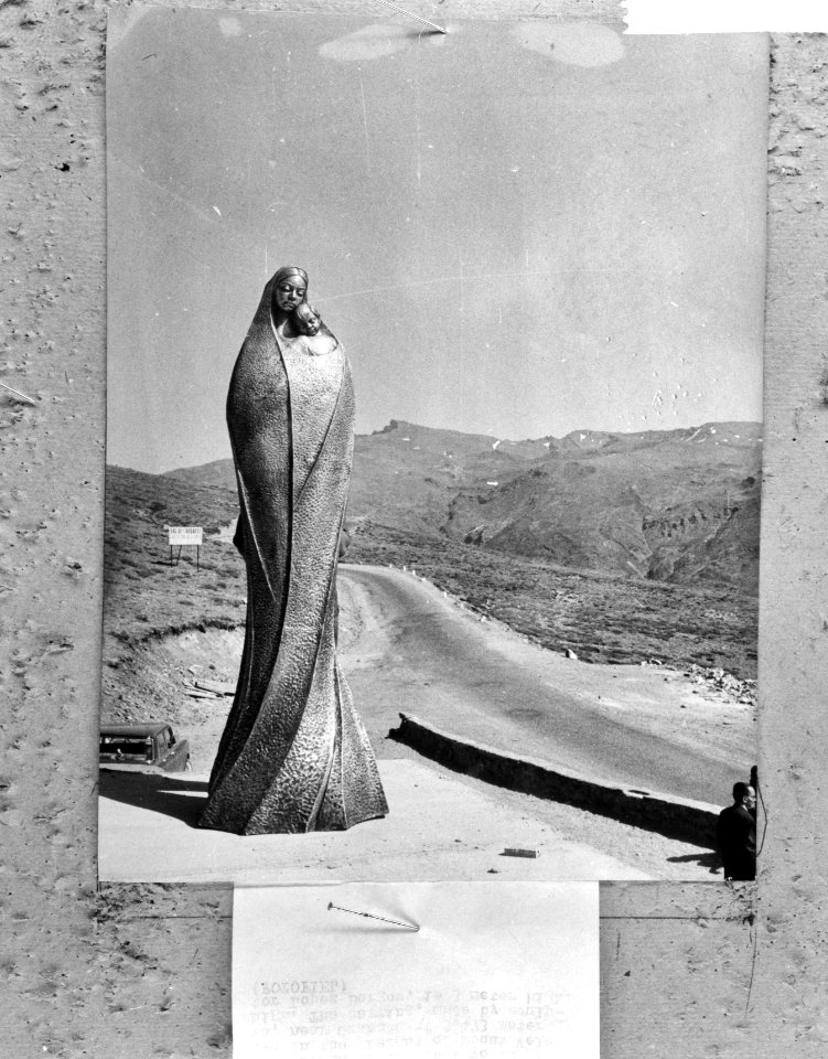 De maagd van de sneeuw (virgen de la neve), beeld van Spaanse beeldhouwer Lopez , Bestanddeelnr 918-0451