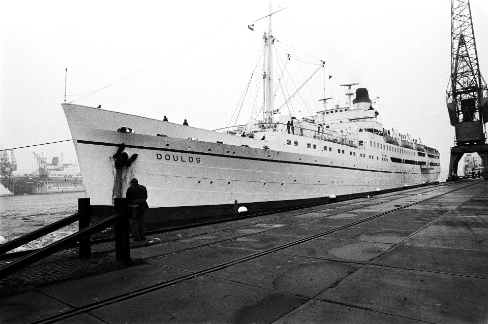 De MV Doulos, het oudste nog varende passagiersschip ter wereld, thans evangel, Bestanddeelnr 930-5398