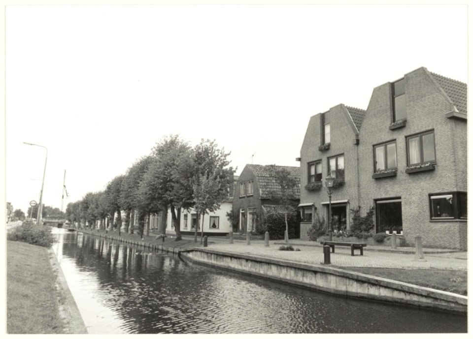 De Reek met de Bennebroekervaart in Bennebroek. NL-HlmNHA 54020770