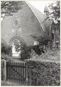 De R.K. Kerk St. Rafaël van de Vrij Katholieken, in 1926 in gebruik genomen. NL-HlmNHA 54004892
