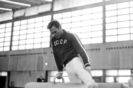 De Russische Juri Titov tijdens de training, Bestanddeelnr 919-5689