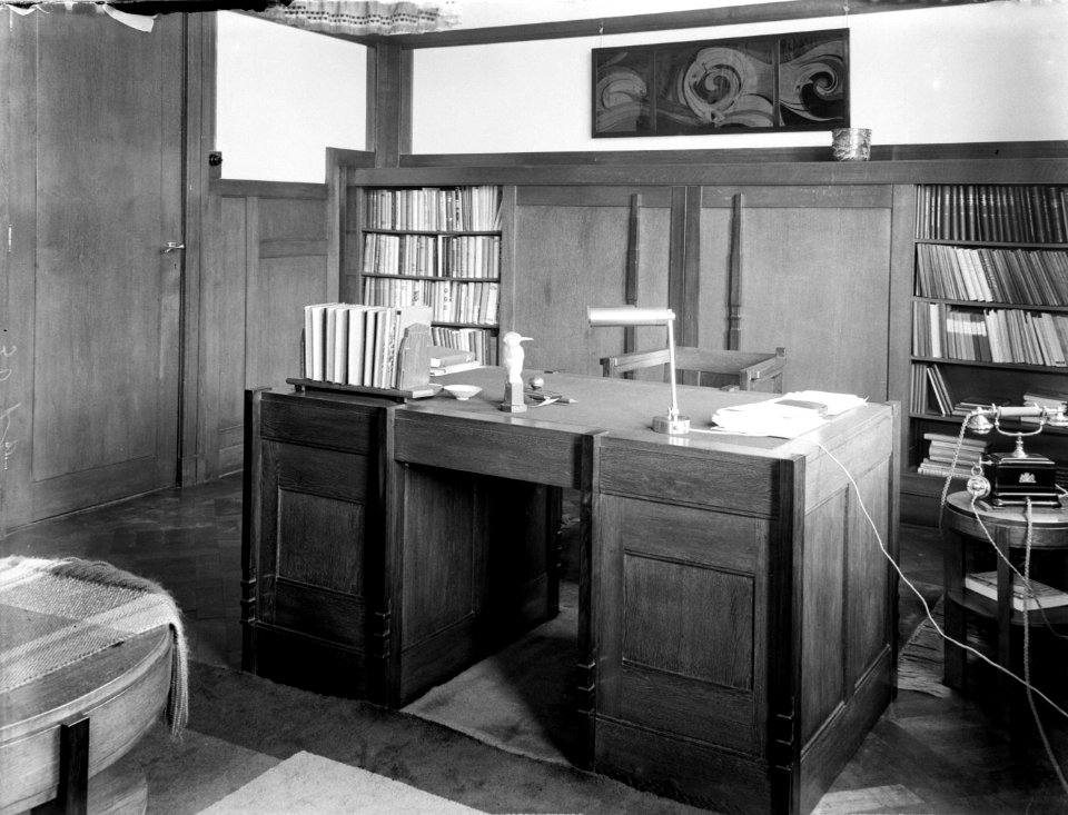 De werkkamer van de heer Zijlstra, Bestanddeelnr 189-0327