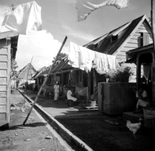 De Saramaccastraat in Paramaribo, Bestanddeelnr 252-6229