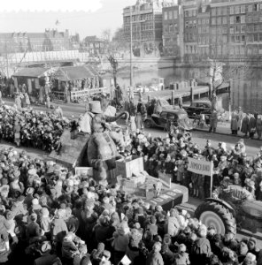 De wagen van spelfabrikant Jumbo, Bestanddeelnr 907-4544