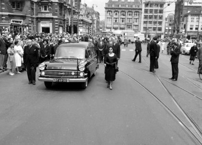 De stoet op het Leidseplein, Bestanddeelnr 912-5680