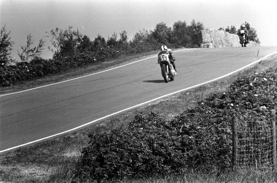 De winnaar Twikler (56) op de 500 cc prodklasse, Bestanddeelnr 928-0814