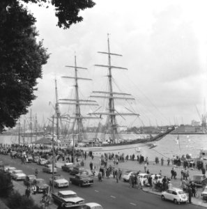De zeilrace naar Rotterdam, de duitse Gorch Fock, Bestanddeelnr 914-2137