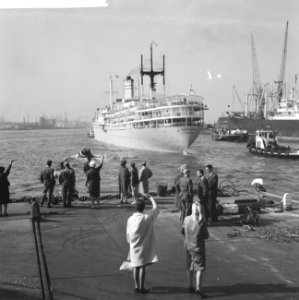 De Waterman naar Nieuw-Guinea vertrokken, Bestanddeelnr 914-3444