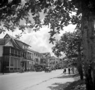 De Waterkant in Paramaribo, Bestanddeelnr 252-6172