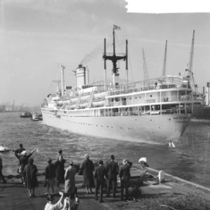 De Waterman naar Nieuw-Guinea vertrokken, Bestanddeelnr 914-3445