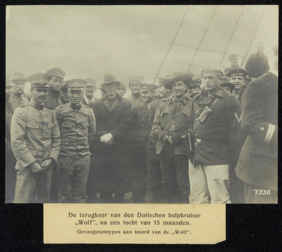 De terugkeer van den Duitschen hulpkruiser Wolf, na een tocht van 15 maanden. , Bestanddeelnr 158-0532