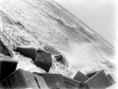 De zee met zeewering in IJmuiden, Bestanddeelnr 189-0890