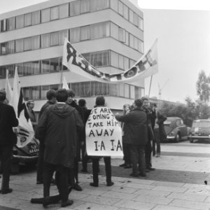 De studenten ariveren in Leiden, Bestanddeelnr 919-6103
