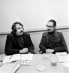 De uitgeweken Chileense socialistische leider Carlos Altamirano in gesprek met A, Bestanddeelnr 927-0768