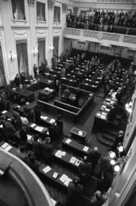 De Tweede kamer tijdens de rede van premier van Agt, Bestanddeelnr 930-1966
