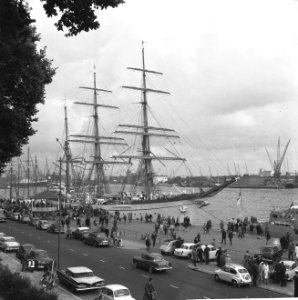 De zeilrace naar Rotterdam, de duitse Gorch Fock, Bestanddeelnr 914-2139