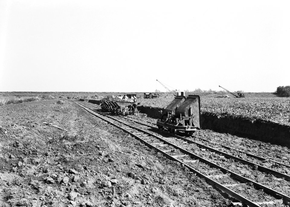 De strikkenmaaskant-west, Bestanddeelnr 159-0137