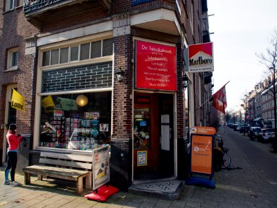 De Tabakshoek, Ruysdaelstraat hoek Pieter Baststraat foto 3