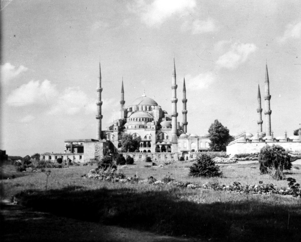 De Sultan Achmed Moskee in Istanboel, Bestanddeelnr 254-2644