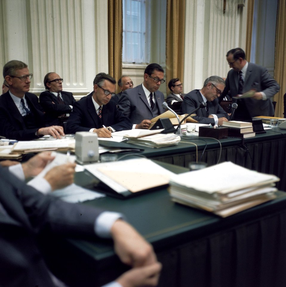 De tafel met ministers, Bestanddeelnr 254-8969