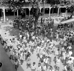 De Sypesteyn ULO-school in Paramaribo, Herenstraat 10-12, Bestanddeelnr 252-6210