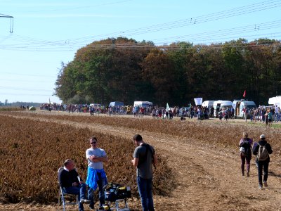 Demonstrator on way to "Wald retten - Kohle stoppen!" 06-10-2018 02