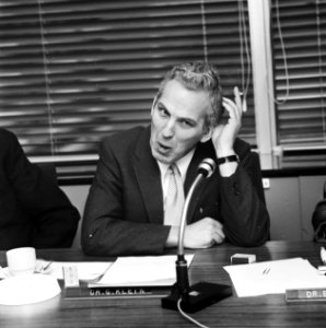 De staatssecretaris aan het woord, Bestanddeelnr 926-9459