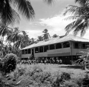 De schoolkinderen van de Hernhuttersschool in Salem in het district Coronie voor, Bestanddeelnr 252-5714