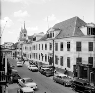 De Sint Elisabethschool in de Gravenstraat in Paramaribo, Bestanddeelnr 252-5113
