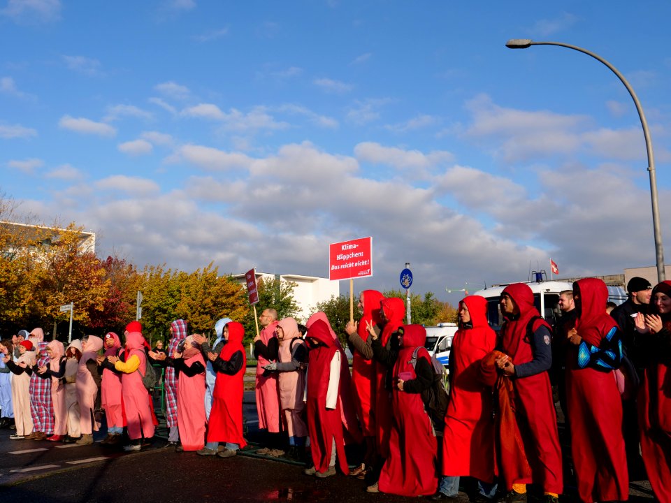 Demonstration at Platz der Republik at Rebellion Week Berlin 2019-10-09 45