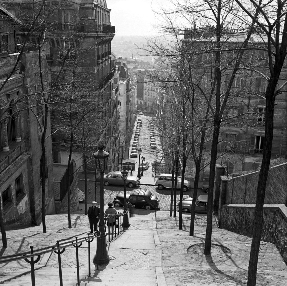 De trappen van de Rue Foyatier in Montmartre, Bestanddeelnr 254-0610