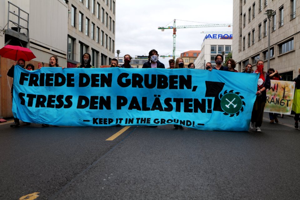 Demonstration from at Willy-Brandt-Haus to Invalidenpark Berlin 2020-07-01 47