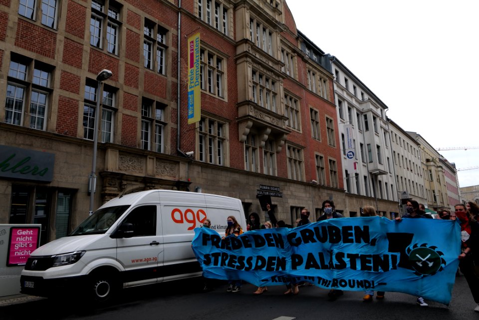 Demonstration from at Willy-Brandt-Haus to Invalidenpark Berlin 2020-07-01 56