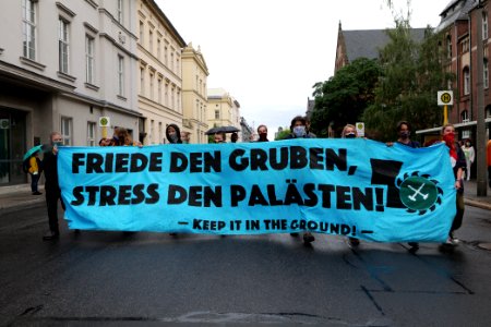 Demonstration from at Willy-Brandt-Haus to Invalidenpark Berlin 2020-07-01 59